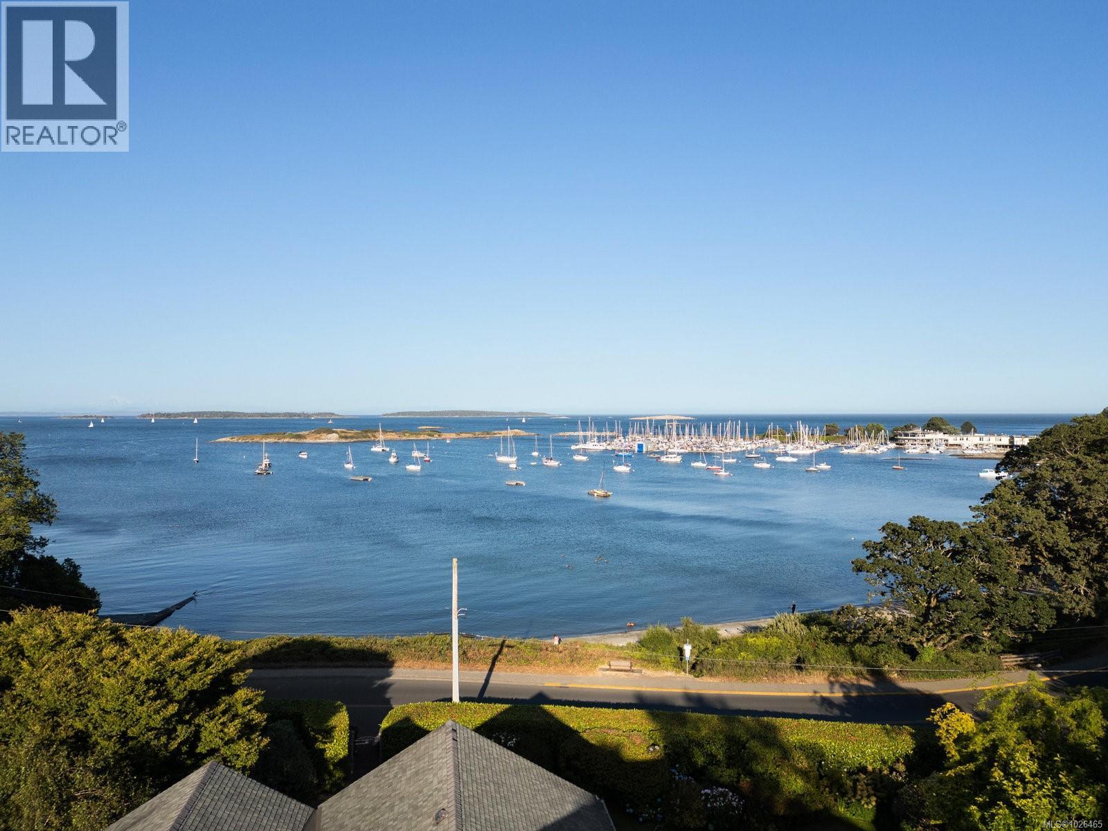  1580 Beach Drive, Oak Bay