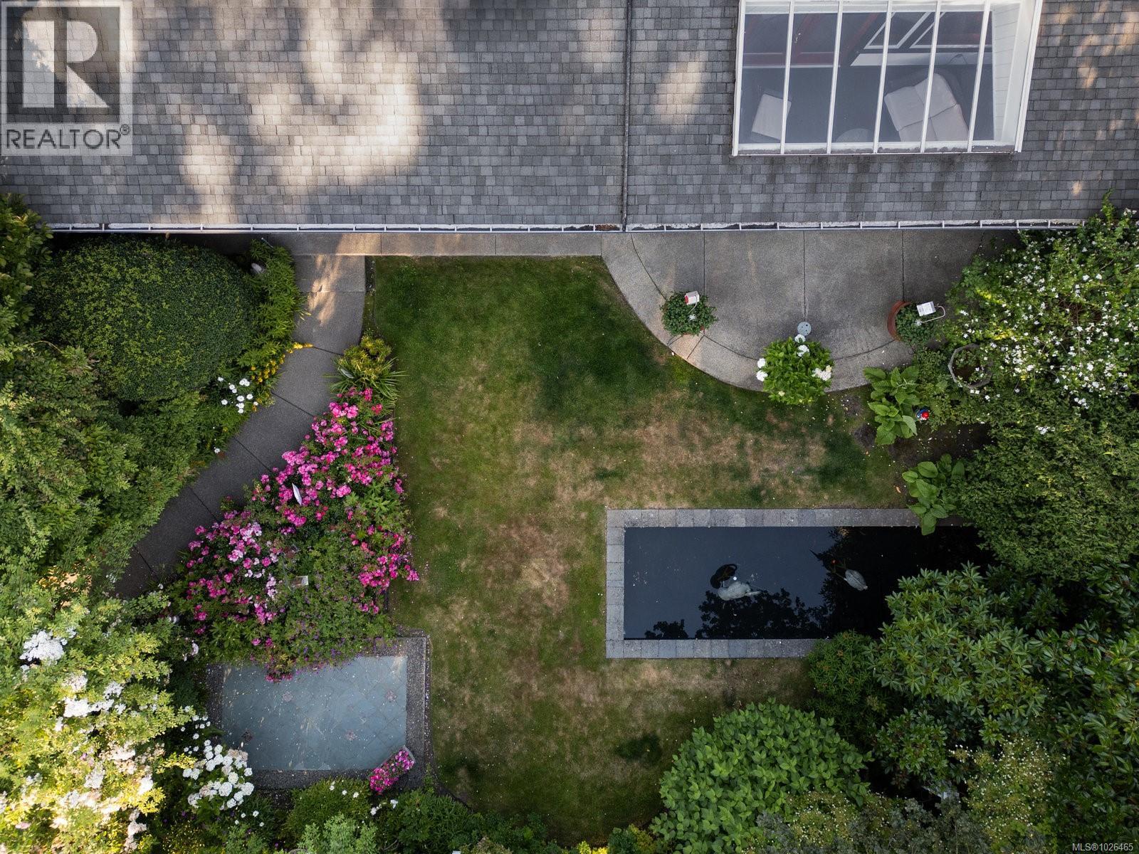  1580 Beach Drive, Oak Bay