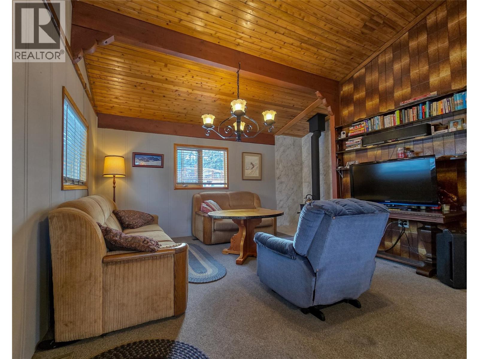 1721 8TH Avenue, Invermere