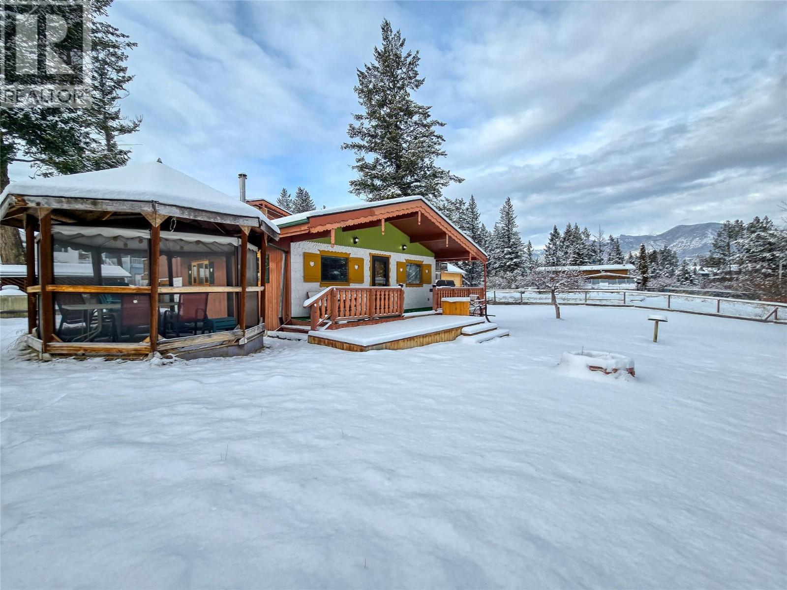 1721 8TH Avenue, Invermere