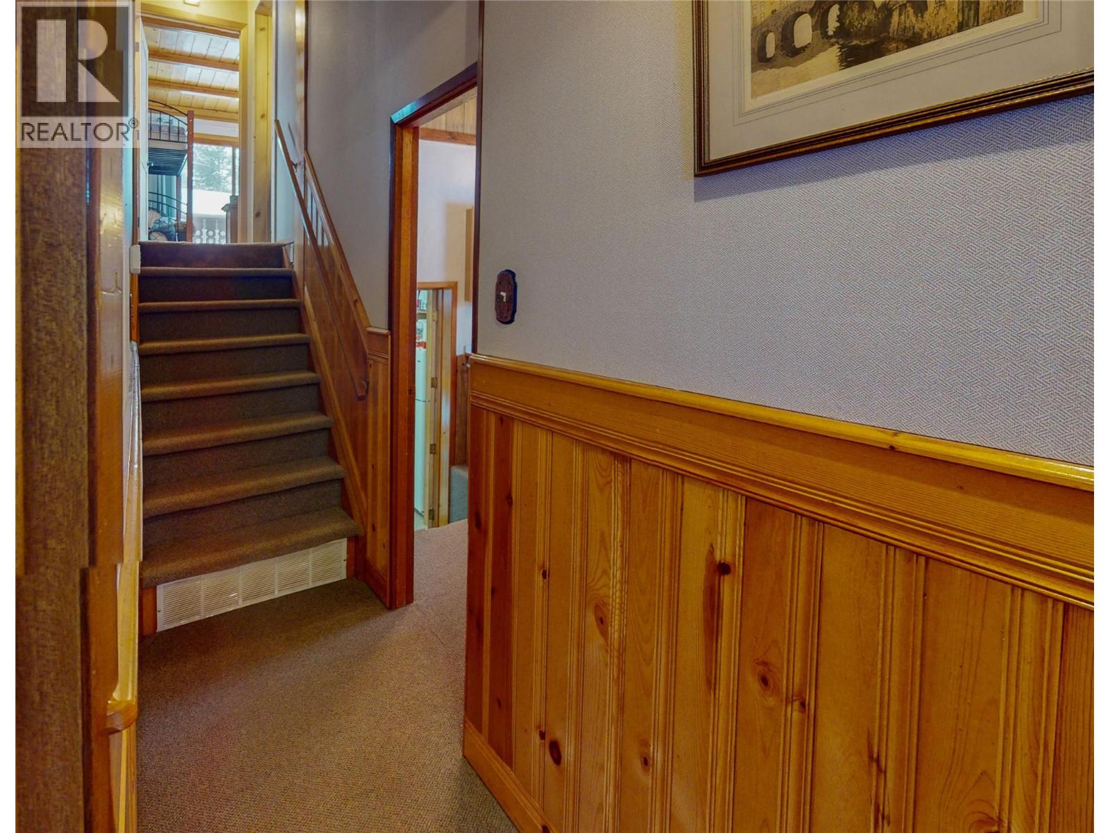 1721 8TH Avenue, Invermere