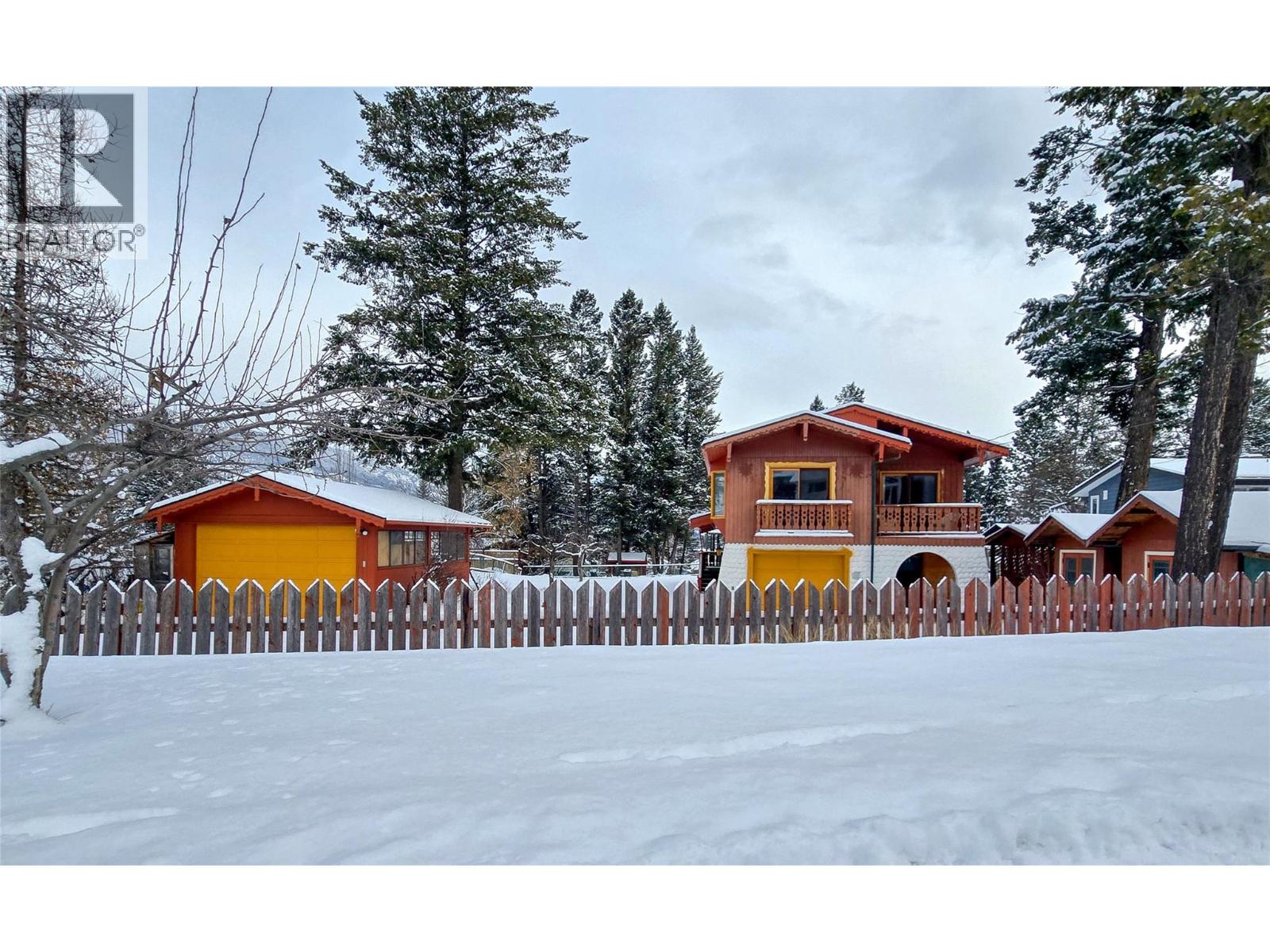 1721 8TH Avenue, Invermere
