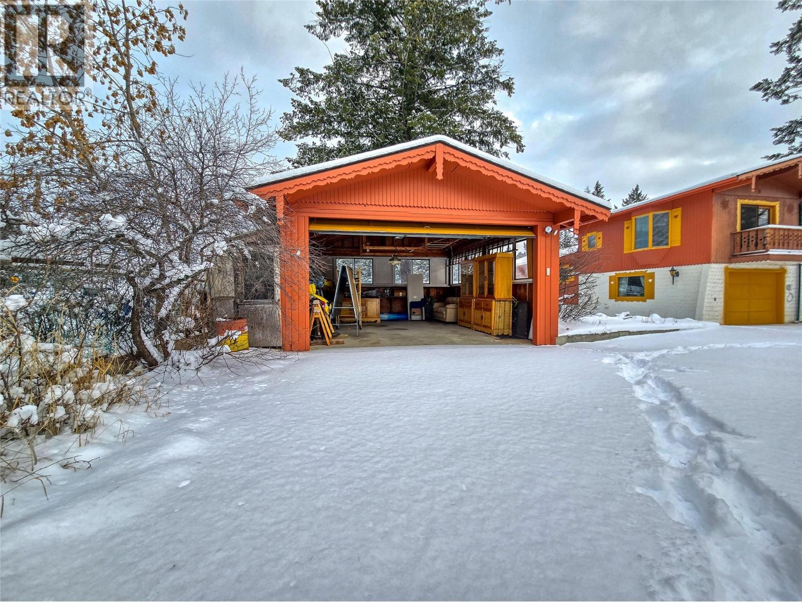 1721 8TH Avenue, Invermere