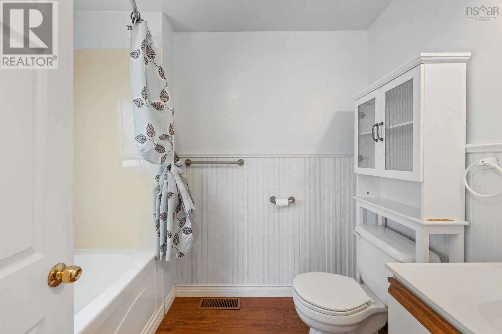 Property 12 of 39 of 4405 Highway 217