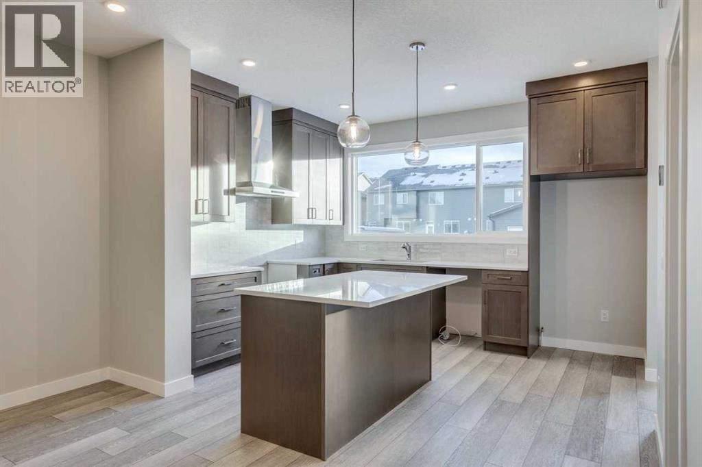 Single Family House for Sale in  Savanna Place NE Saddle Ridge Calgary 