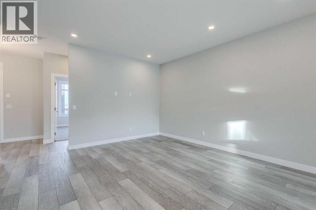 Single Family House for Sale in  Savanna Place NE Saddle Ridge Calgary 