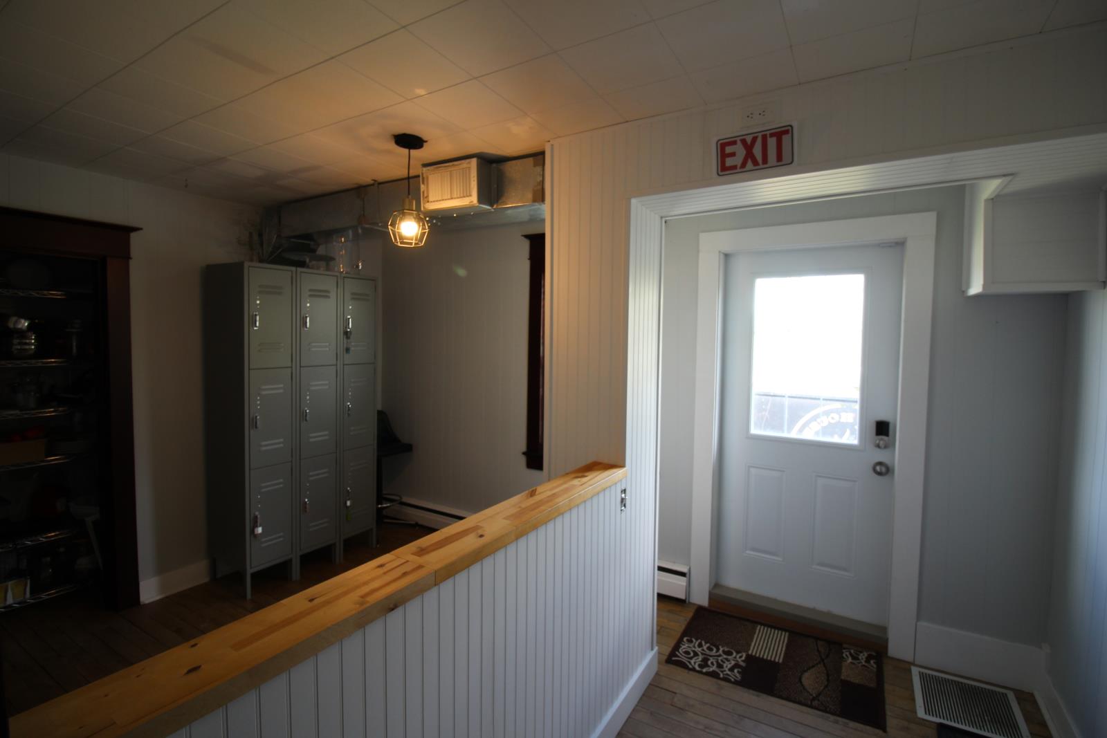 
          4705 50 Street
            <br/>
            <span>Mayerthorpe</span>
            , 
            <span>AB</span>
             <span>T0E1N0</span>
         - Photo 24