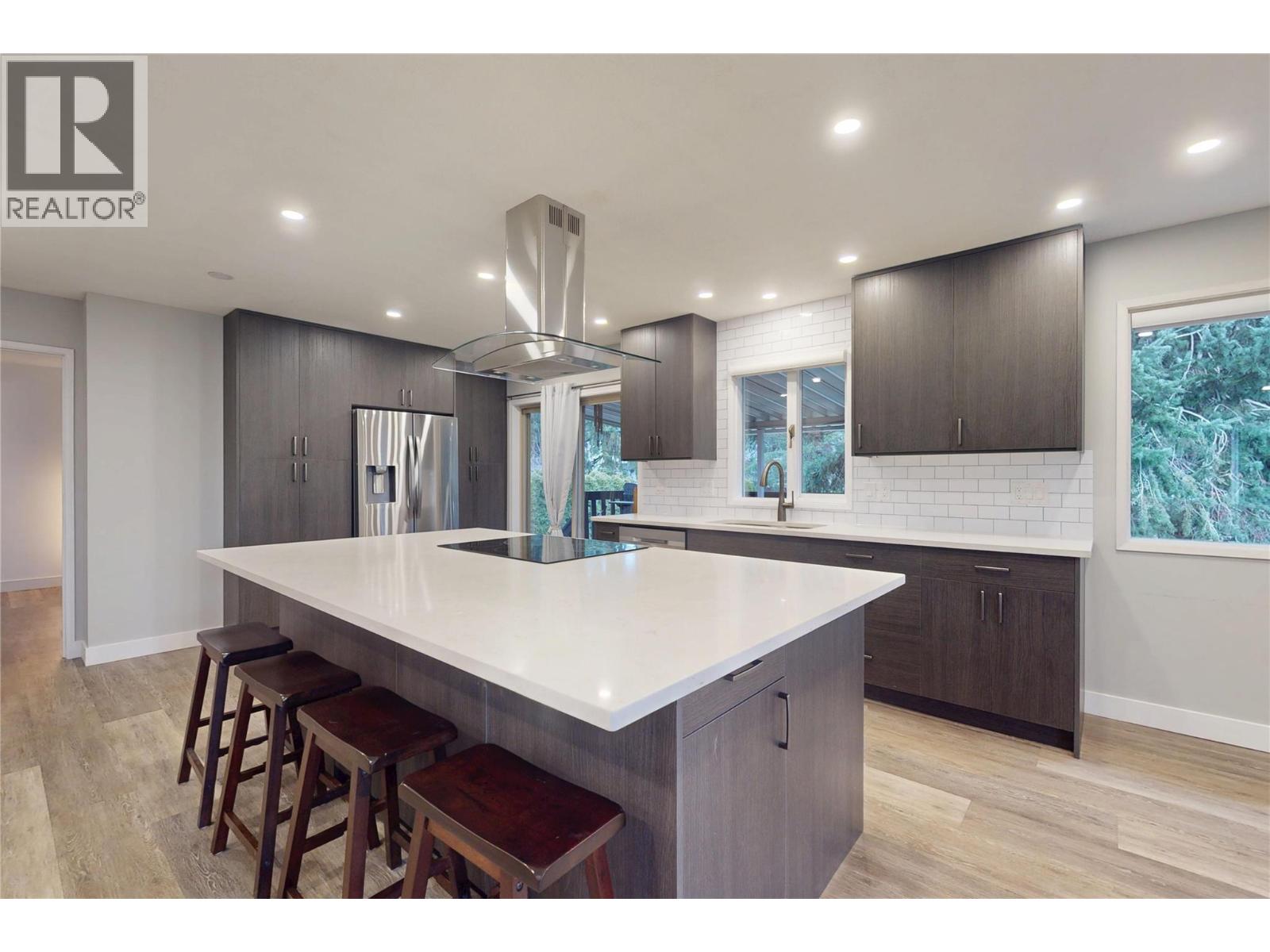  3125 McIver Road, West Kelowna