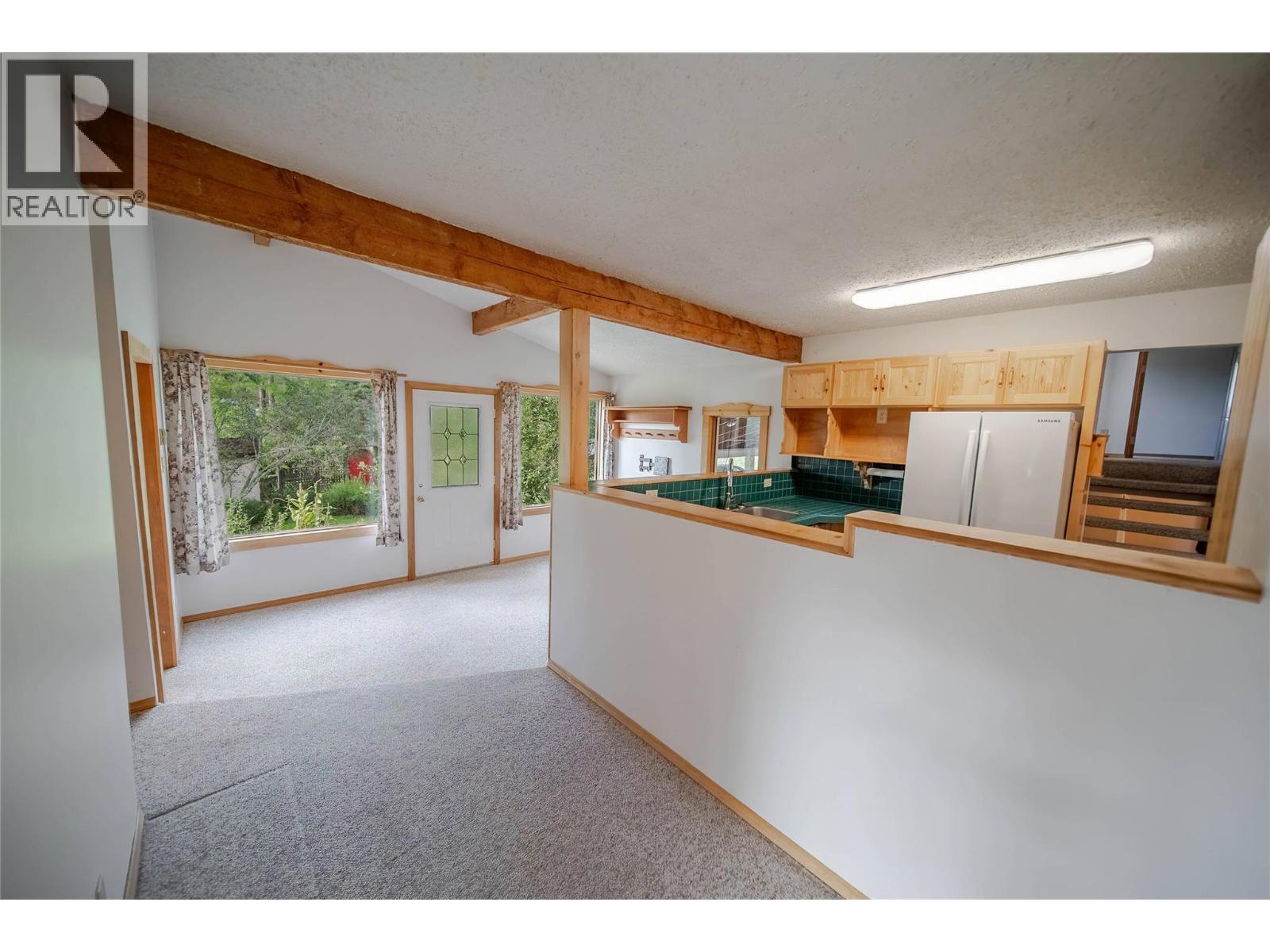 7825 Jaffray Baynes Lake Road Road, Jaffray