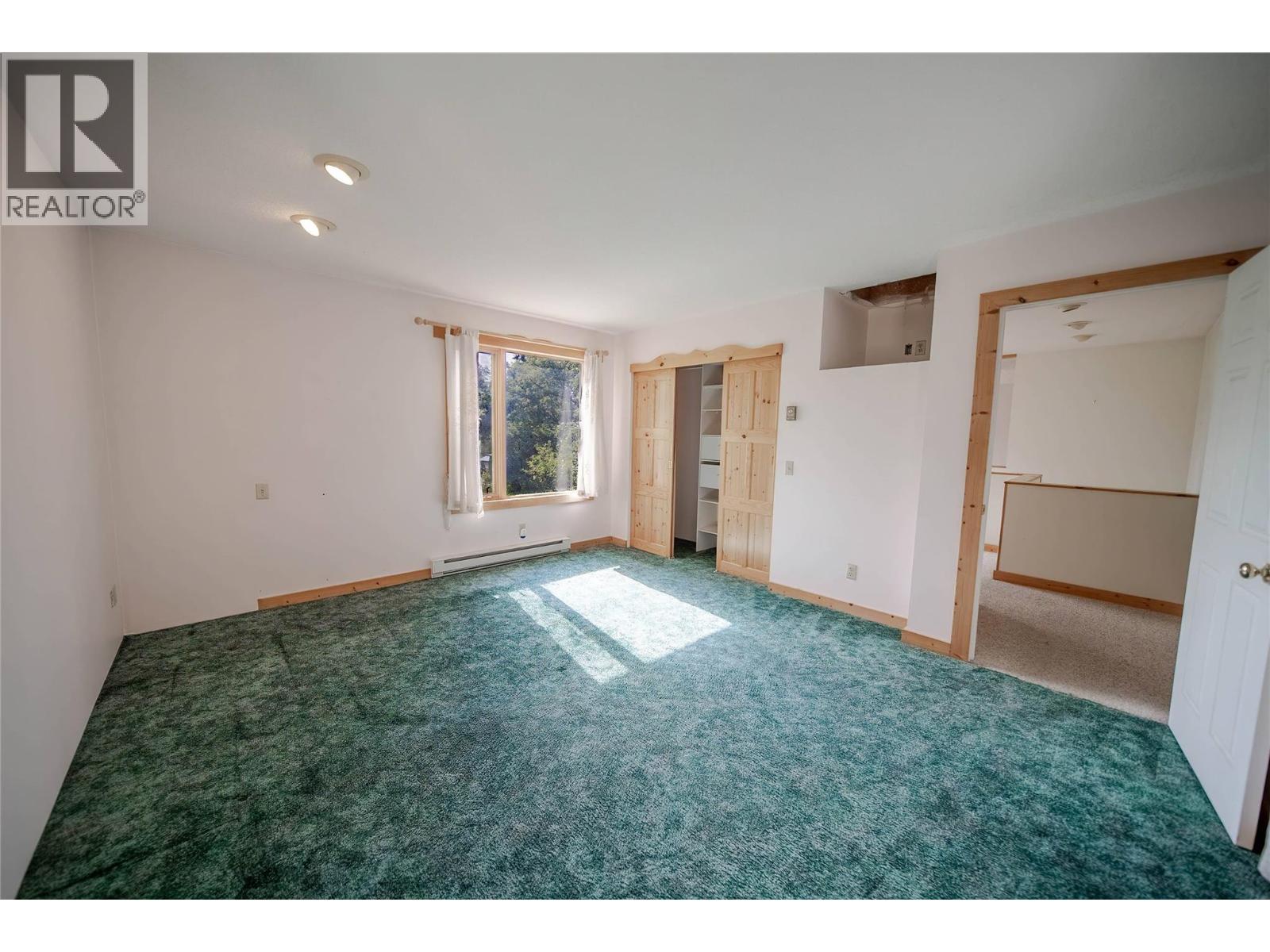 7825 Jaffray Baynes Lake Road Road, Jaffray