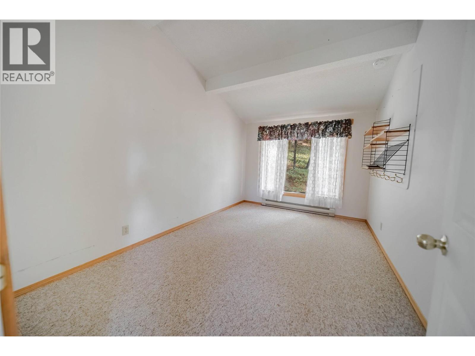 7825 Jaffray Baynes Lake Road Road, Jaffray