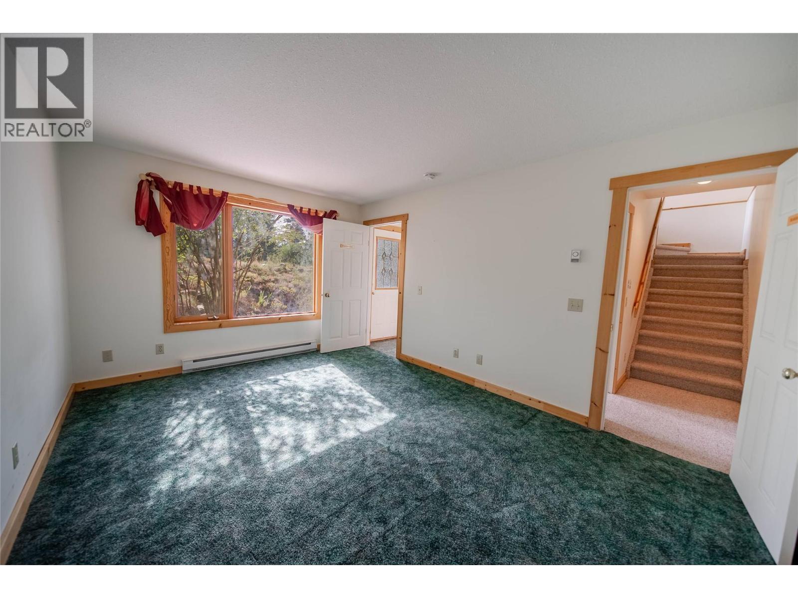 7825 Jaffray Baynes Lake Road Road, Jaffray