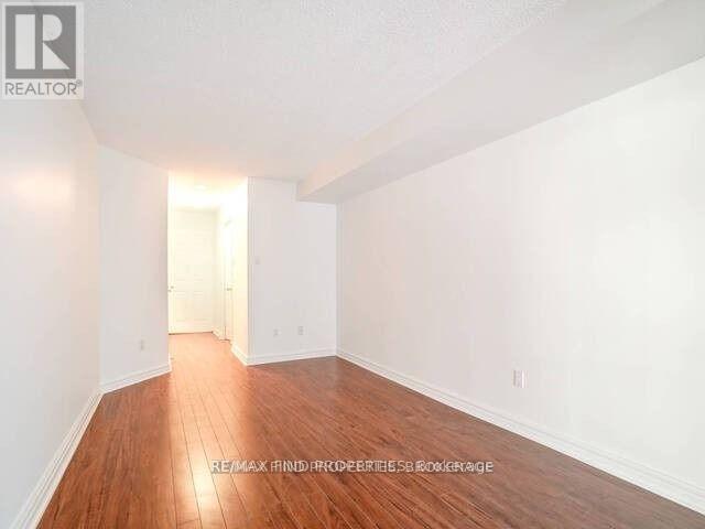 #604 33 UNIVERSITY AVENUE - 20