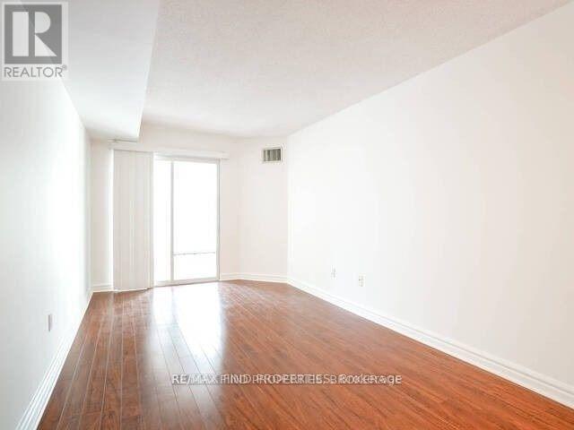 #604 33 UNIVERSITY AVENUE - 22