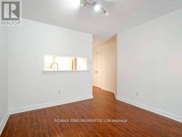 #604 33 UNIVERSITY AVENUE - 7