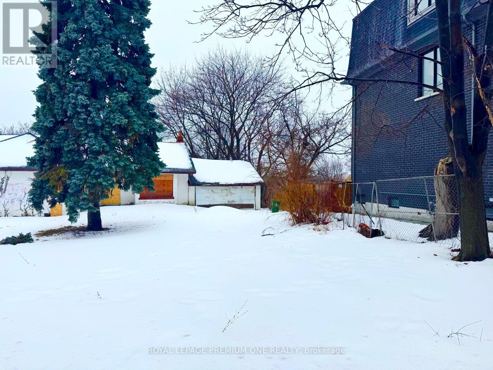 2986 WESTON ROAD - 2