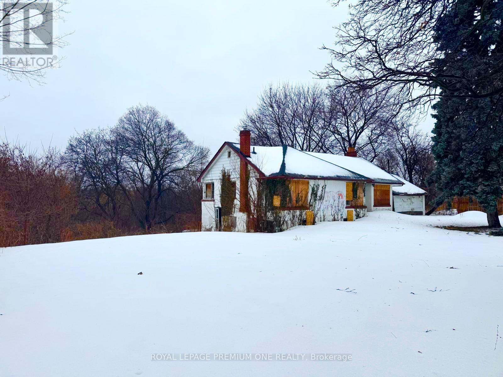 2986 WESTON ROAD - 6