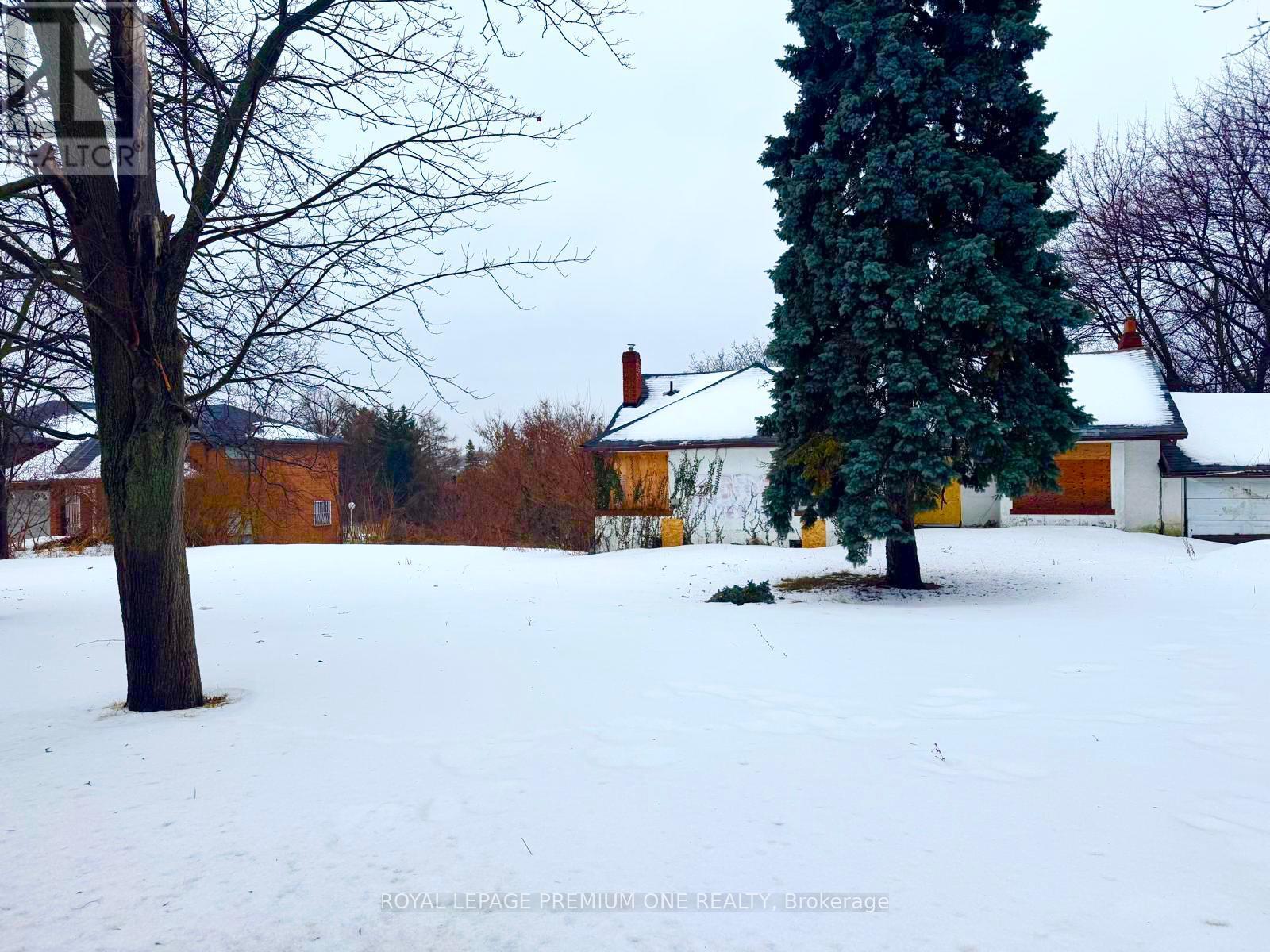 2986 WESTON ROAD - 4