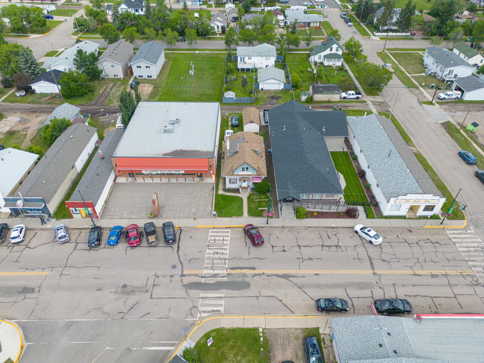 
          5028 50 Avenue
            <br/>
            <span>Lamont</span>
            , 
            <span>AB</span>
             <span>T0B2R0</span>
         - Photo 8