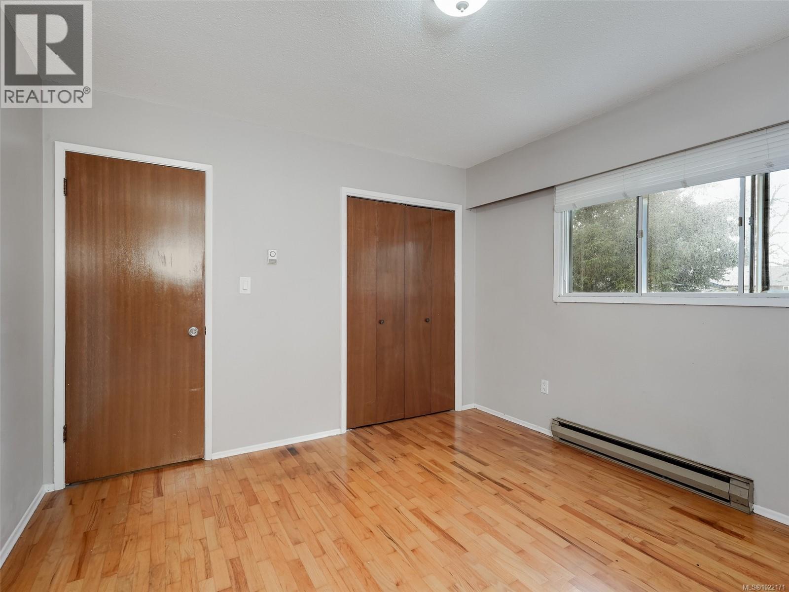 A & B 1725 Feltham Rd, Saanich