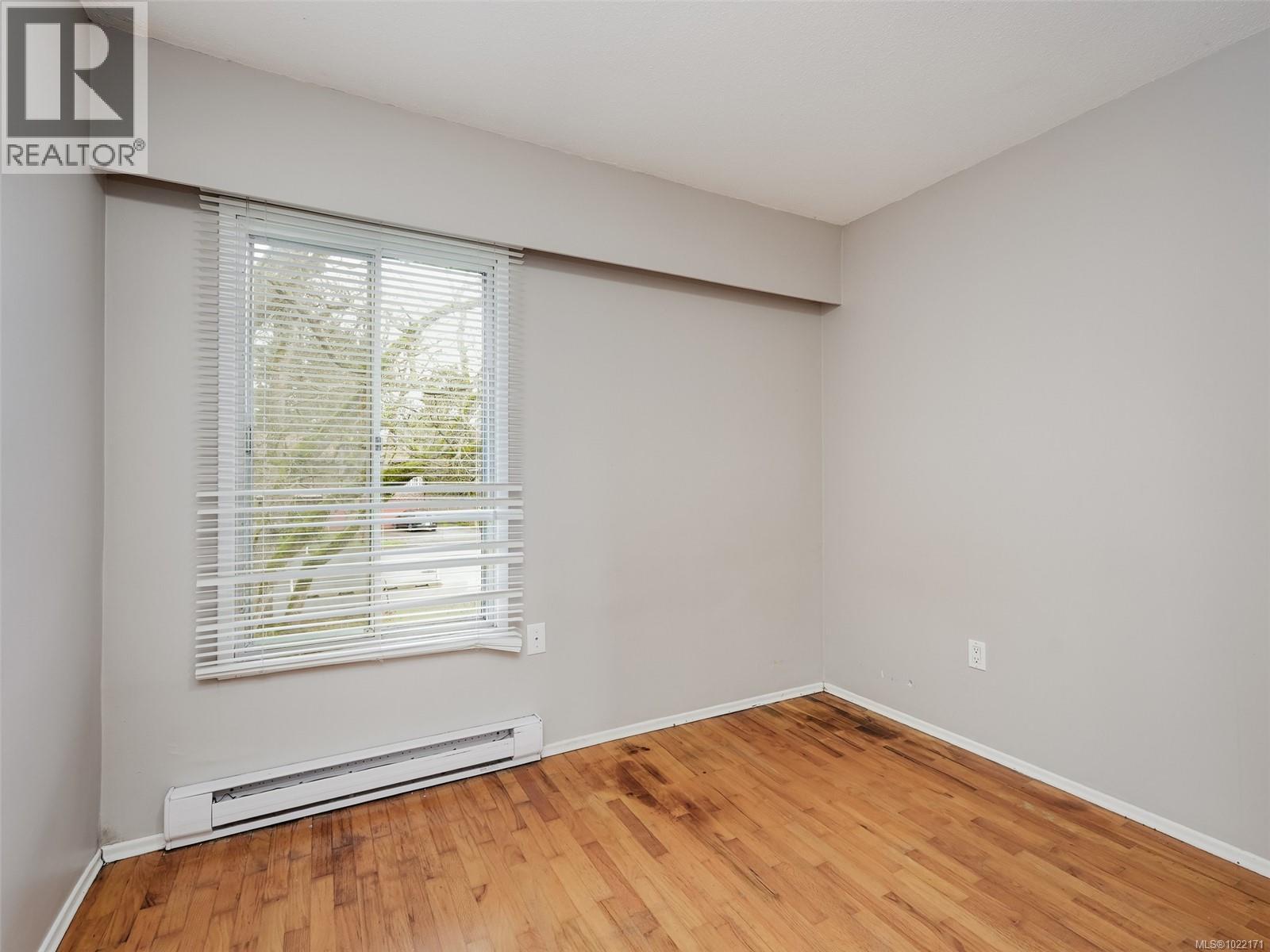 A & B 1725 Feltham Rd, Saanich