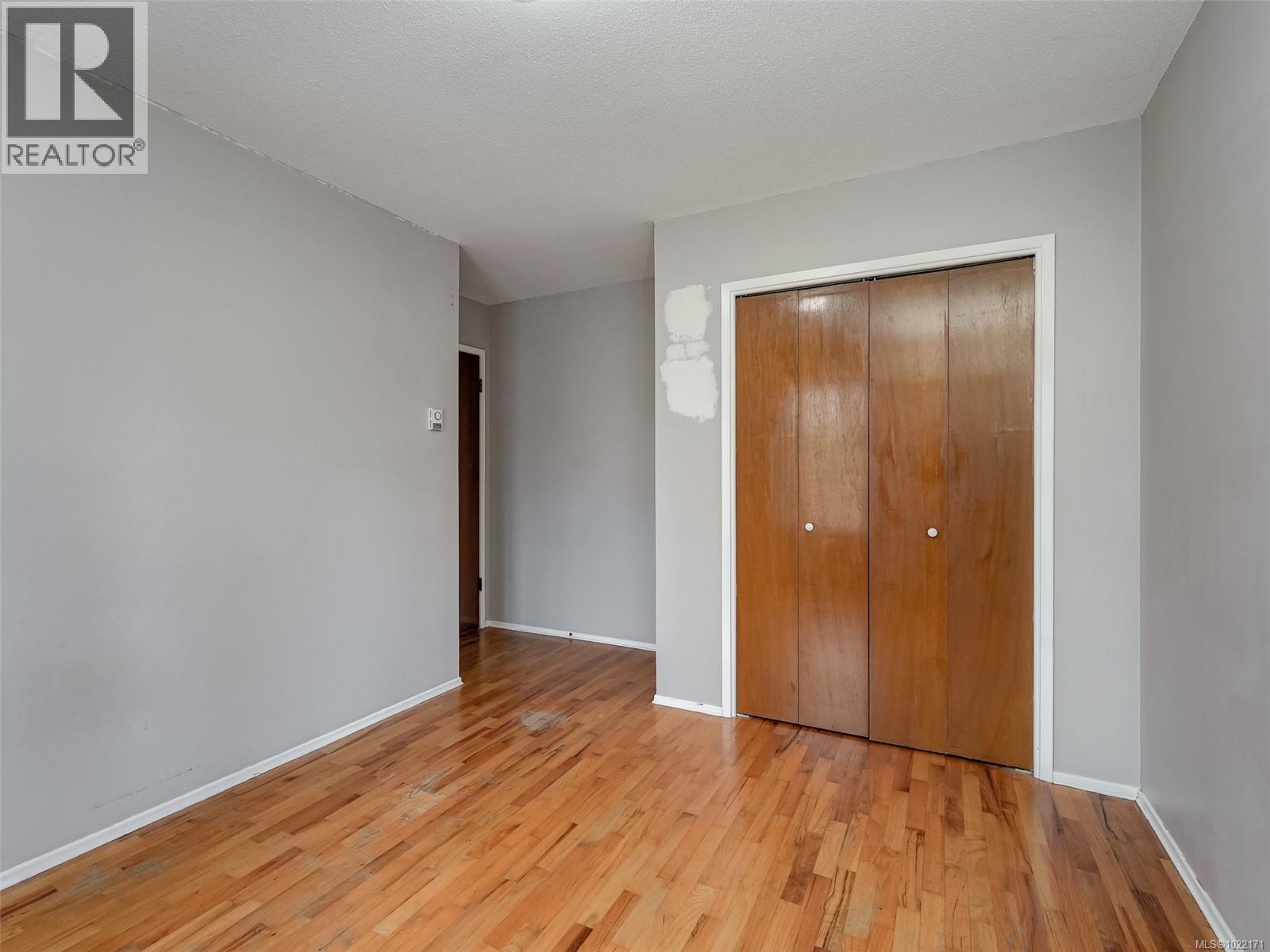 A & B 1725 Feltham Rd, Saanich