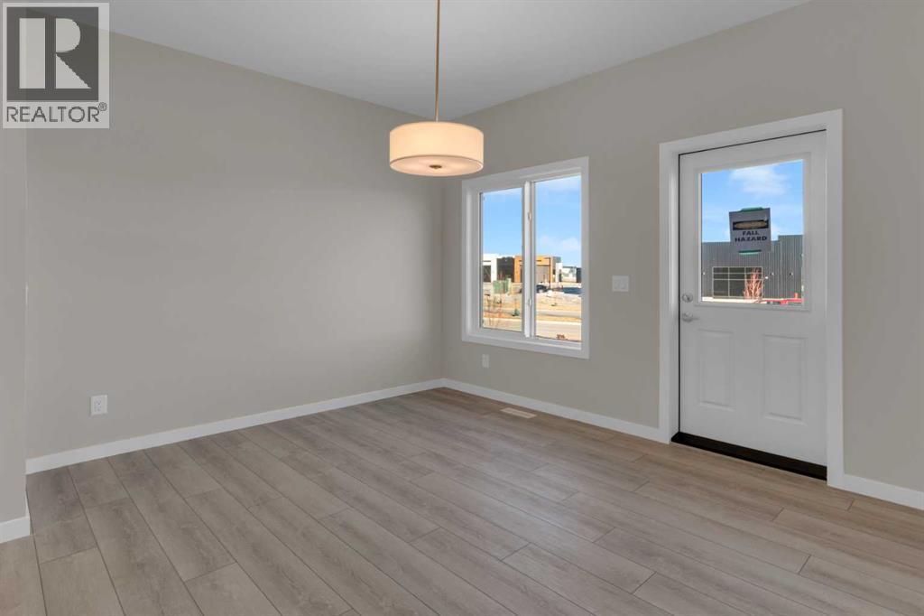 Single Family House for Sale in  Lewisburg Close NE Lewisburg Calgary 