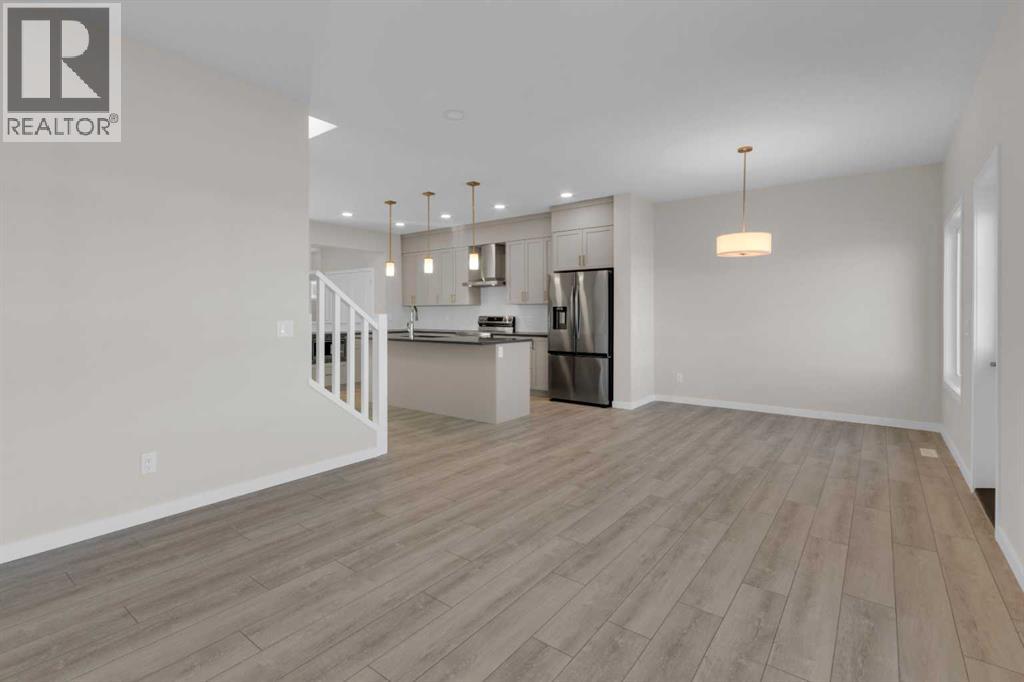 Single Family House for Sale in  Lewisburg Close NE Lewisburg Calgary 