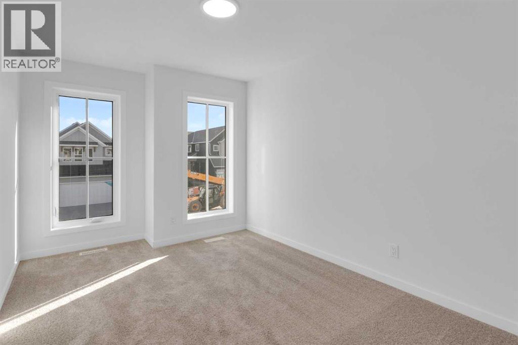 Single Family House for Sale in  Starling Place NW Moraine Calgary 