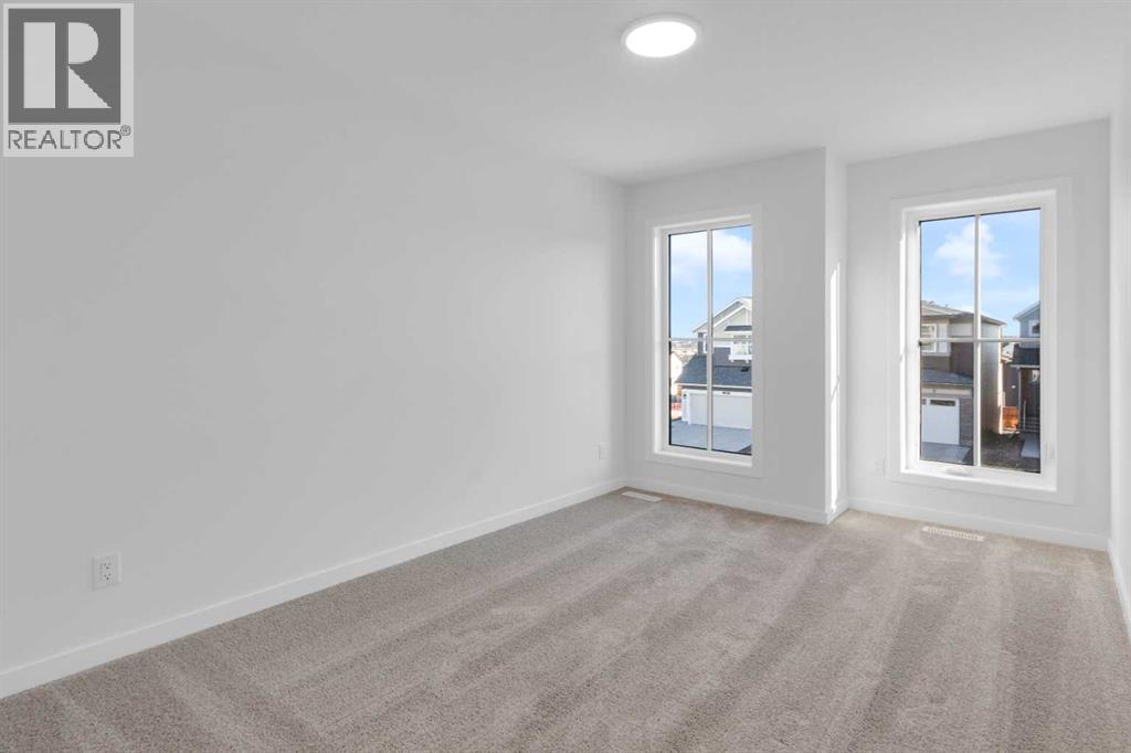 Single Family House for Sale in  Starling Place NW Moraine Calgary 