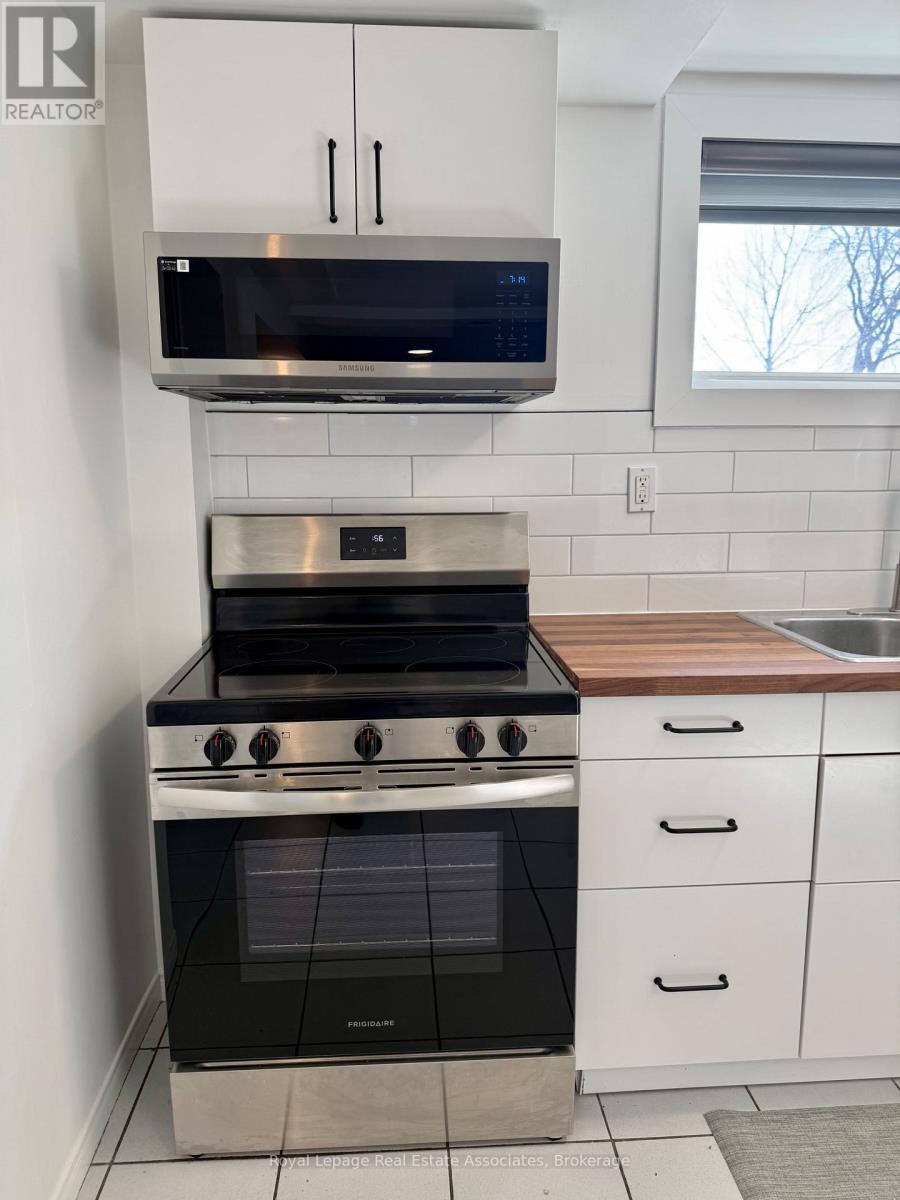 LOWER - 81 POST ROAD - Photo 5 of 16, Brampton (Brampton North), Ontario