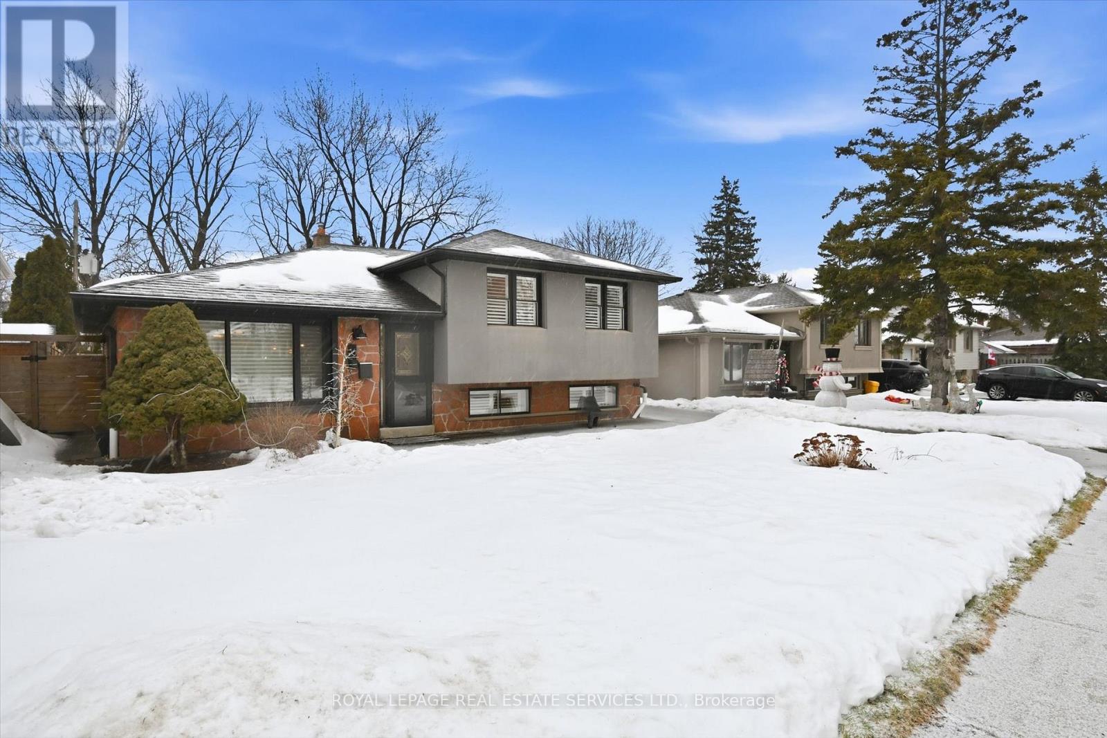 16 WARESIDE ROAD - Photo 5 of 50, Toronto (Etobicoke West Mall), Ontario