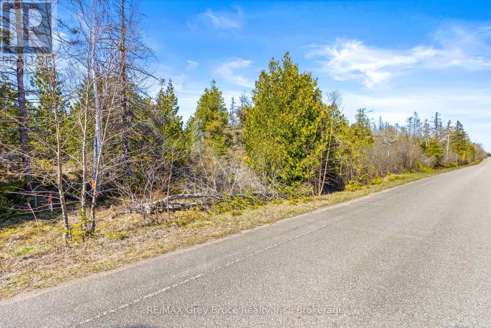 PT FARM LT 4 CHI SIN TIB DEK ROAD - Photo 2 of 25, Northern Bruce Peninsula, Ontario