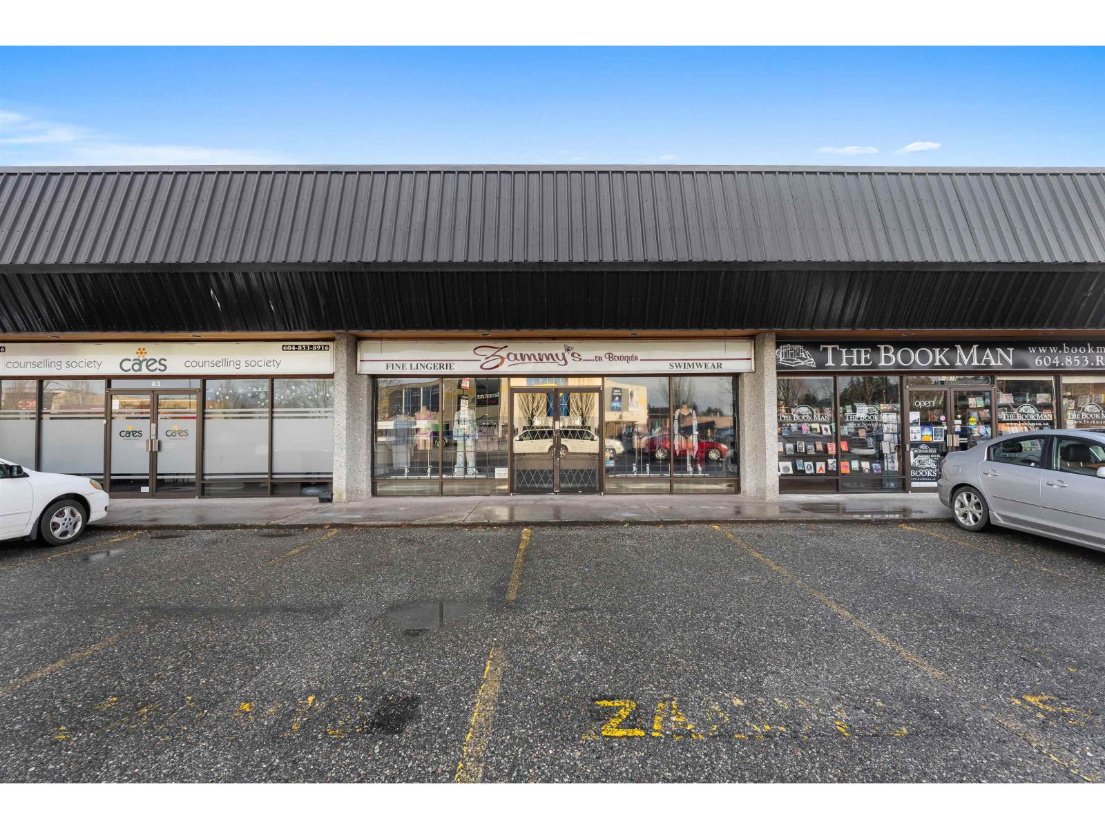 4 2630 BOURQUIN CRESCENT, Abbotsford