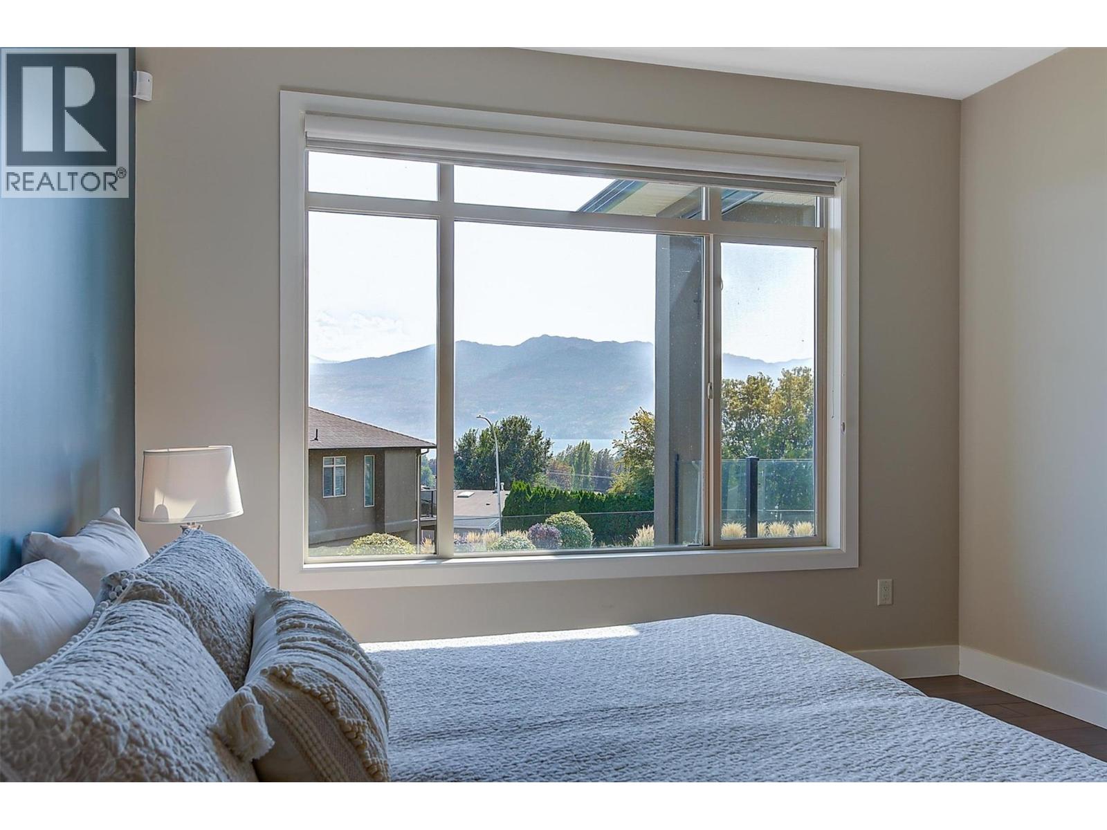 2133 Talavera Place - 33