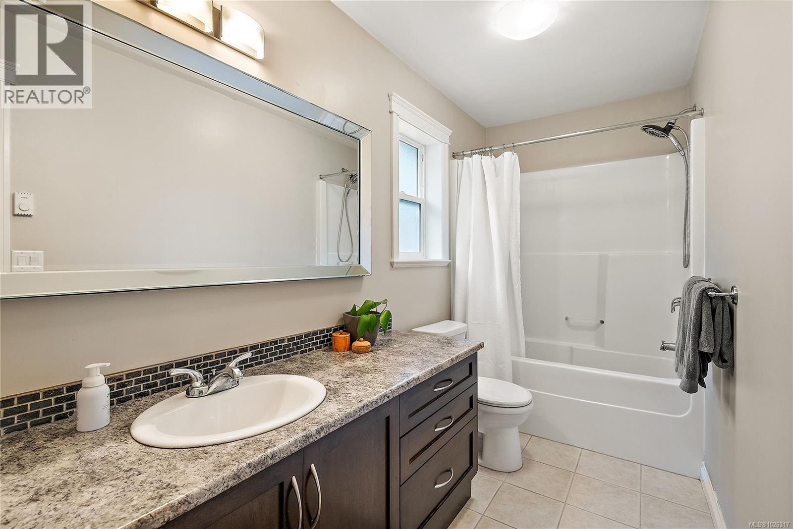 761 Hanbury Pl, Highlands