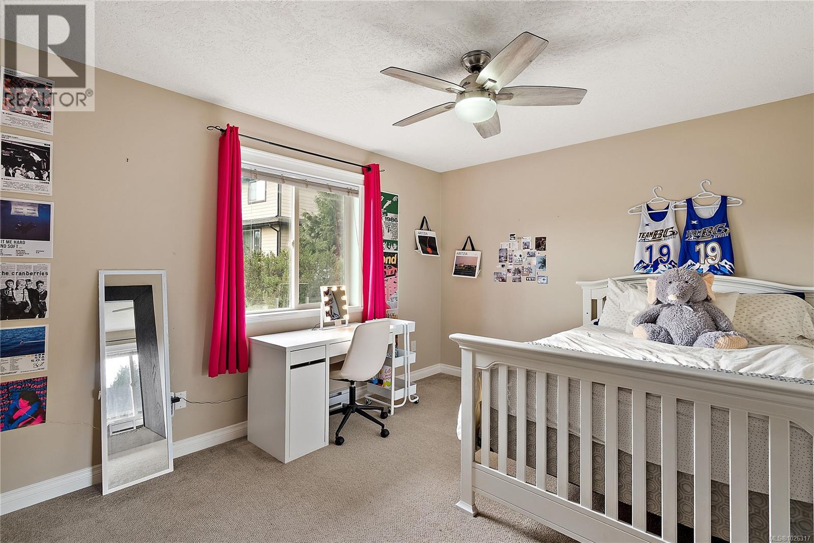 761 Hanbury Pl, Highlands