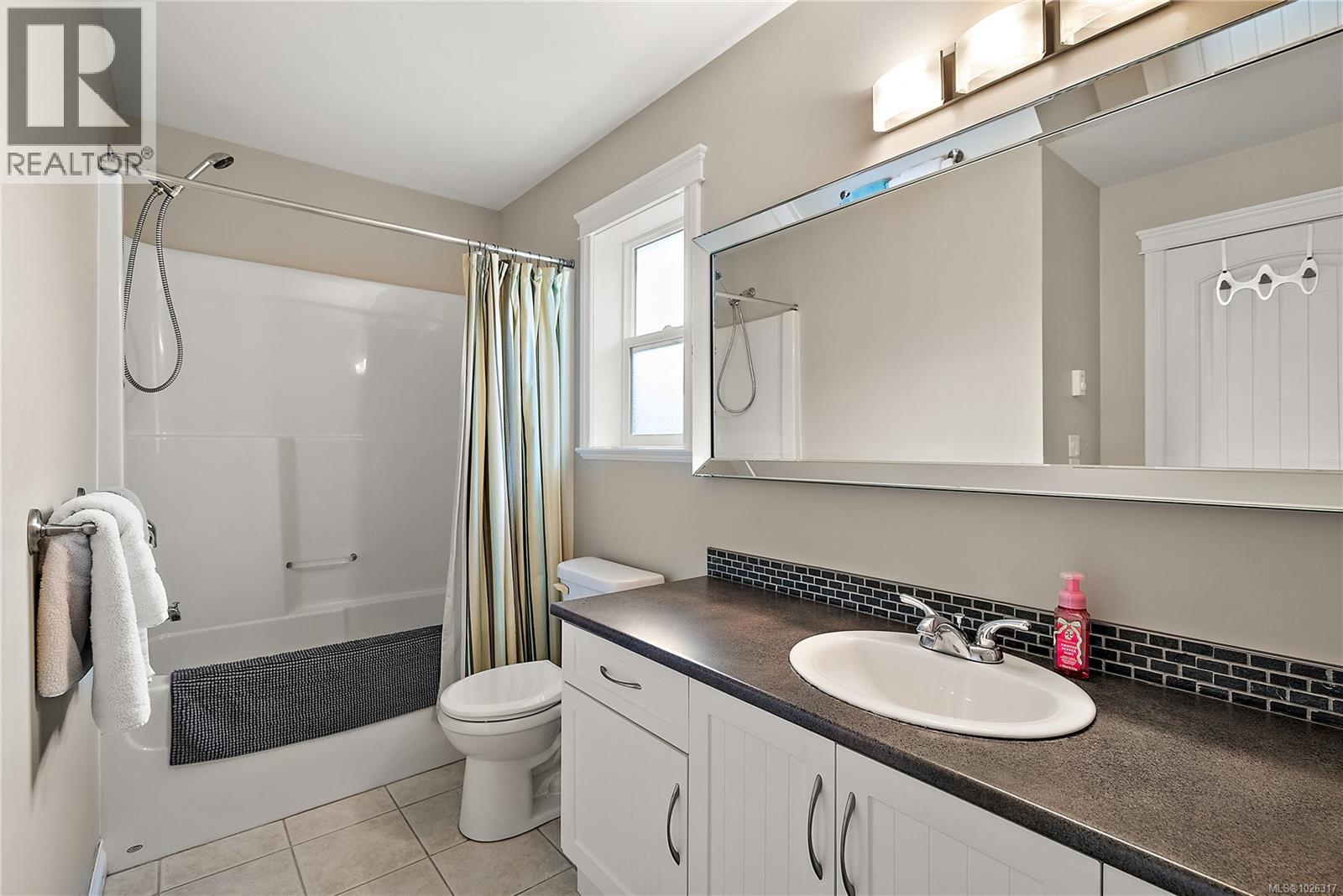 761 Hanbury Pl, Highlands