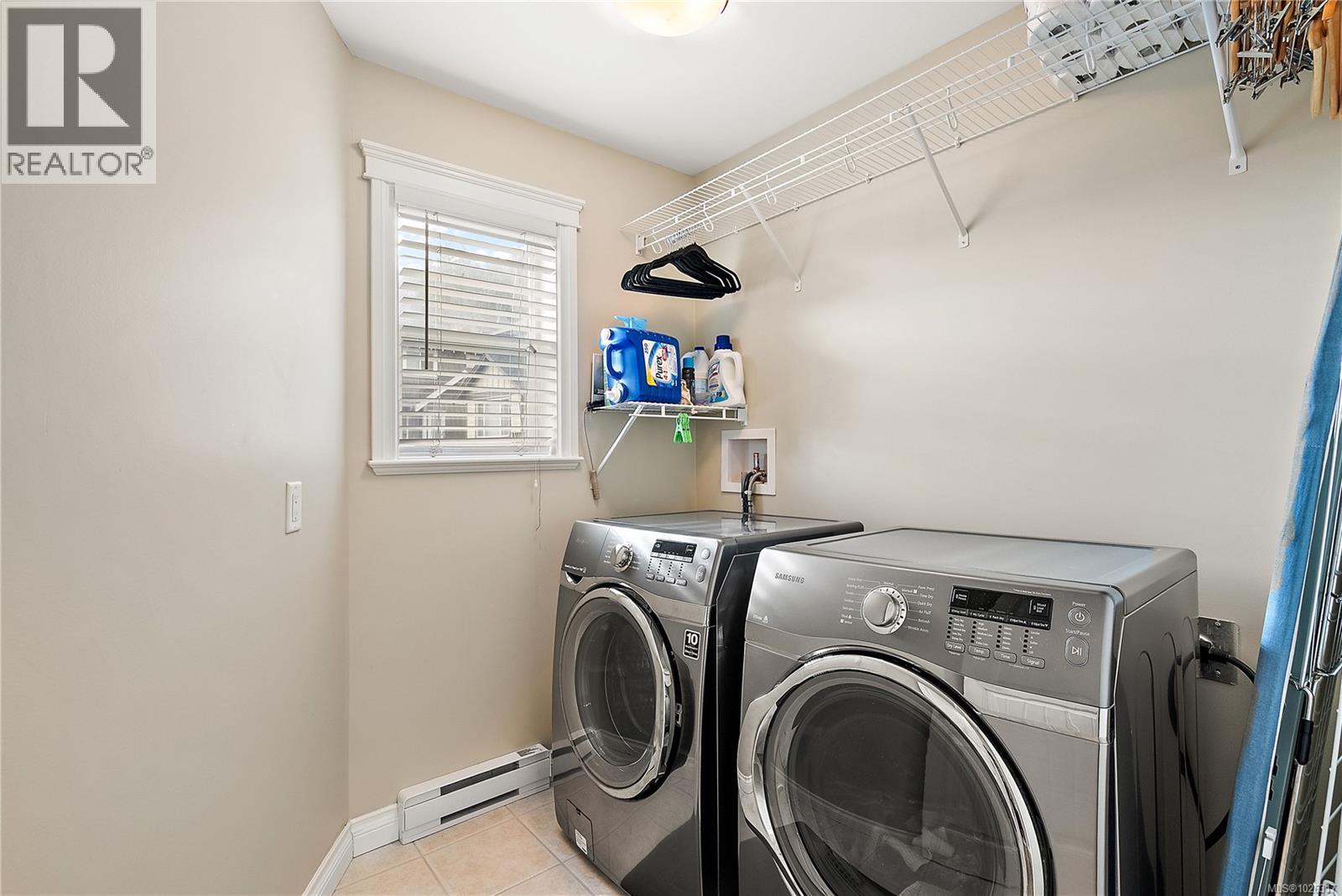 761 Hanbury Pl, Highlands