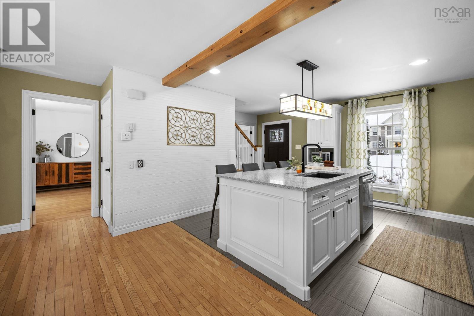 Property 10 of 49 of 39 Stirling Avenue