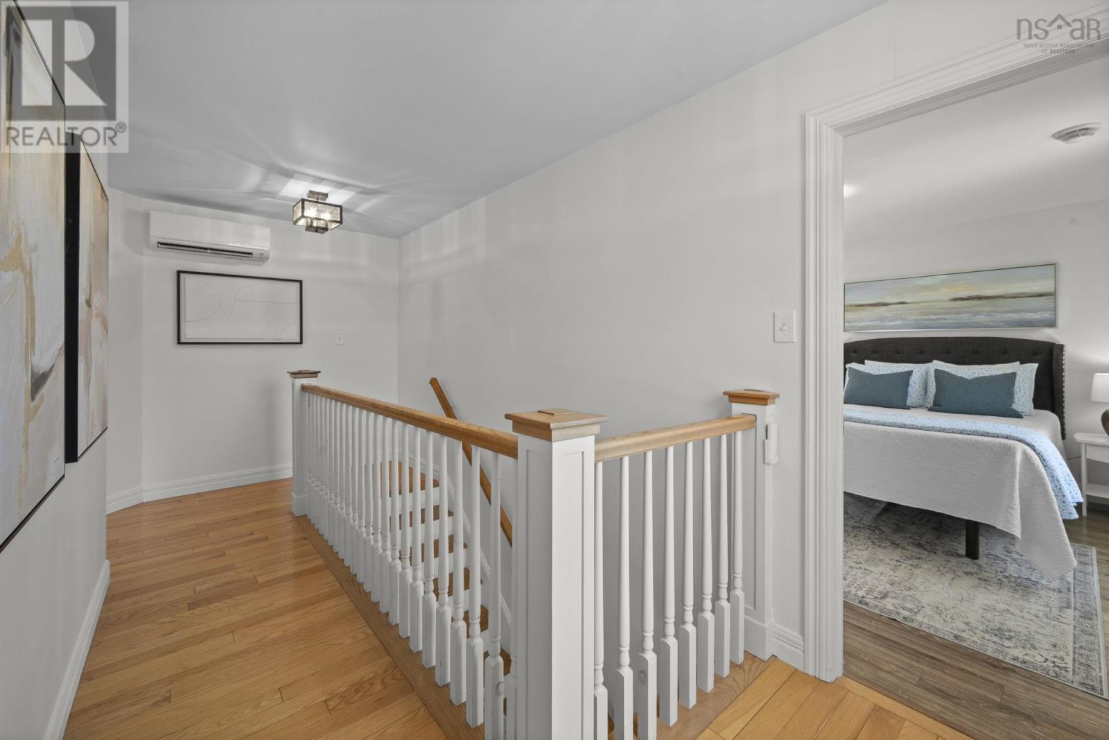 Property 21 of 49 of 39 Stirling Avenue