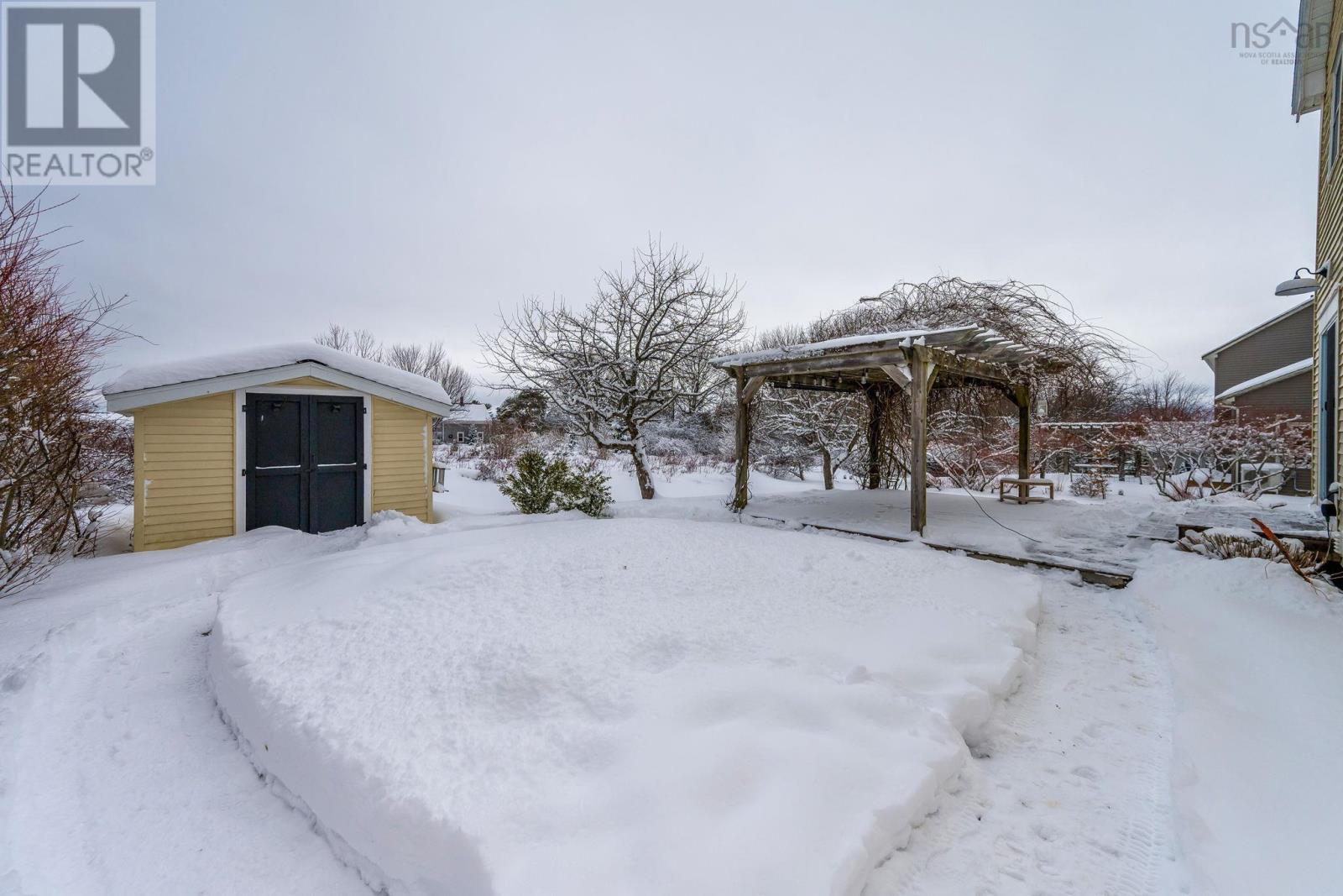 Property 42 of 49 of 39 Stirling Avenue