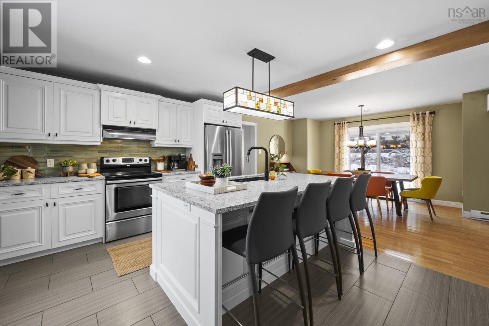 Property 6 of 49 of 39 Stirling Avenue