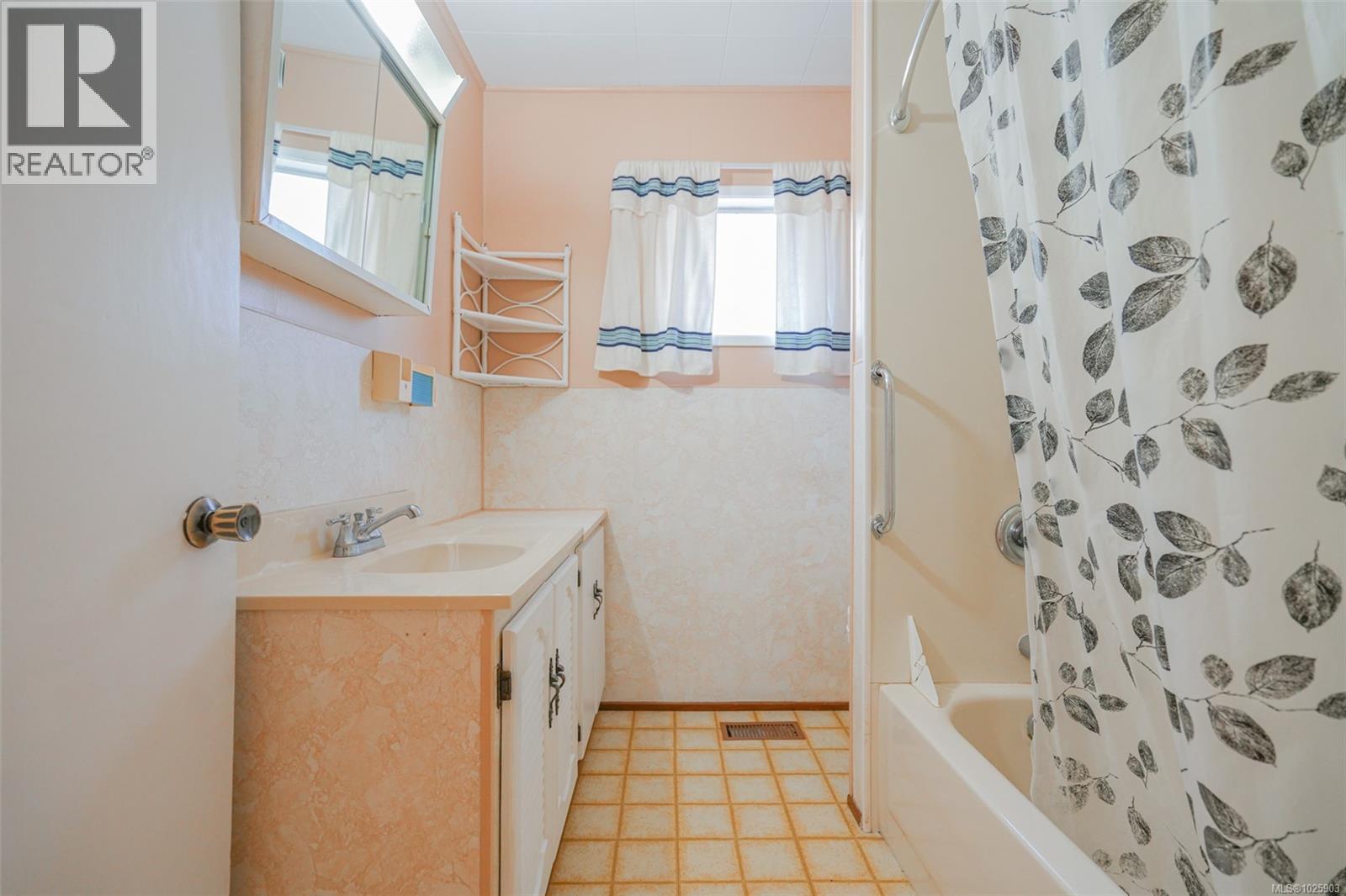 6714 Beaver Creek Rd, Port Alberni