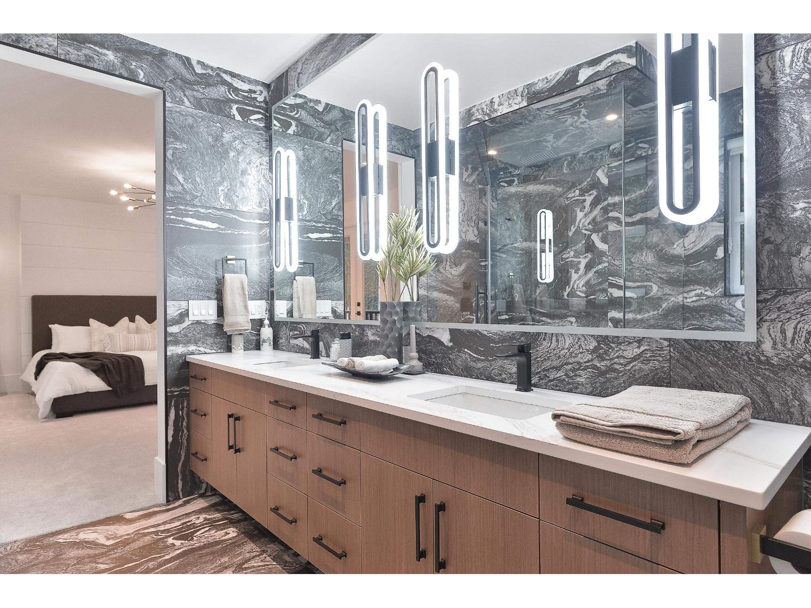 19704 31A AVENUE, Langley