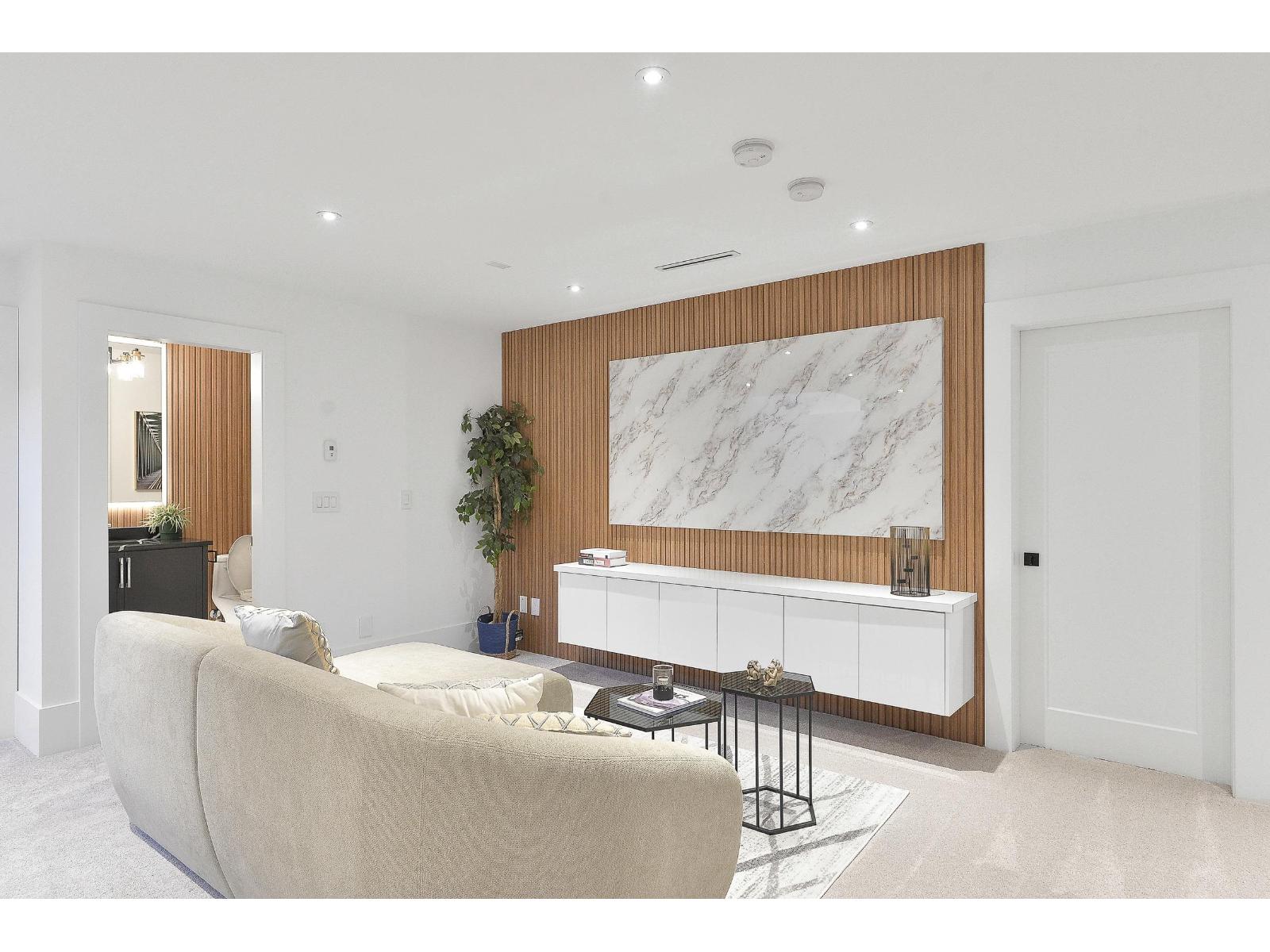 19704 31A AVENUE, Langley