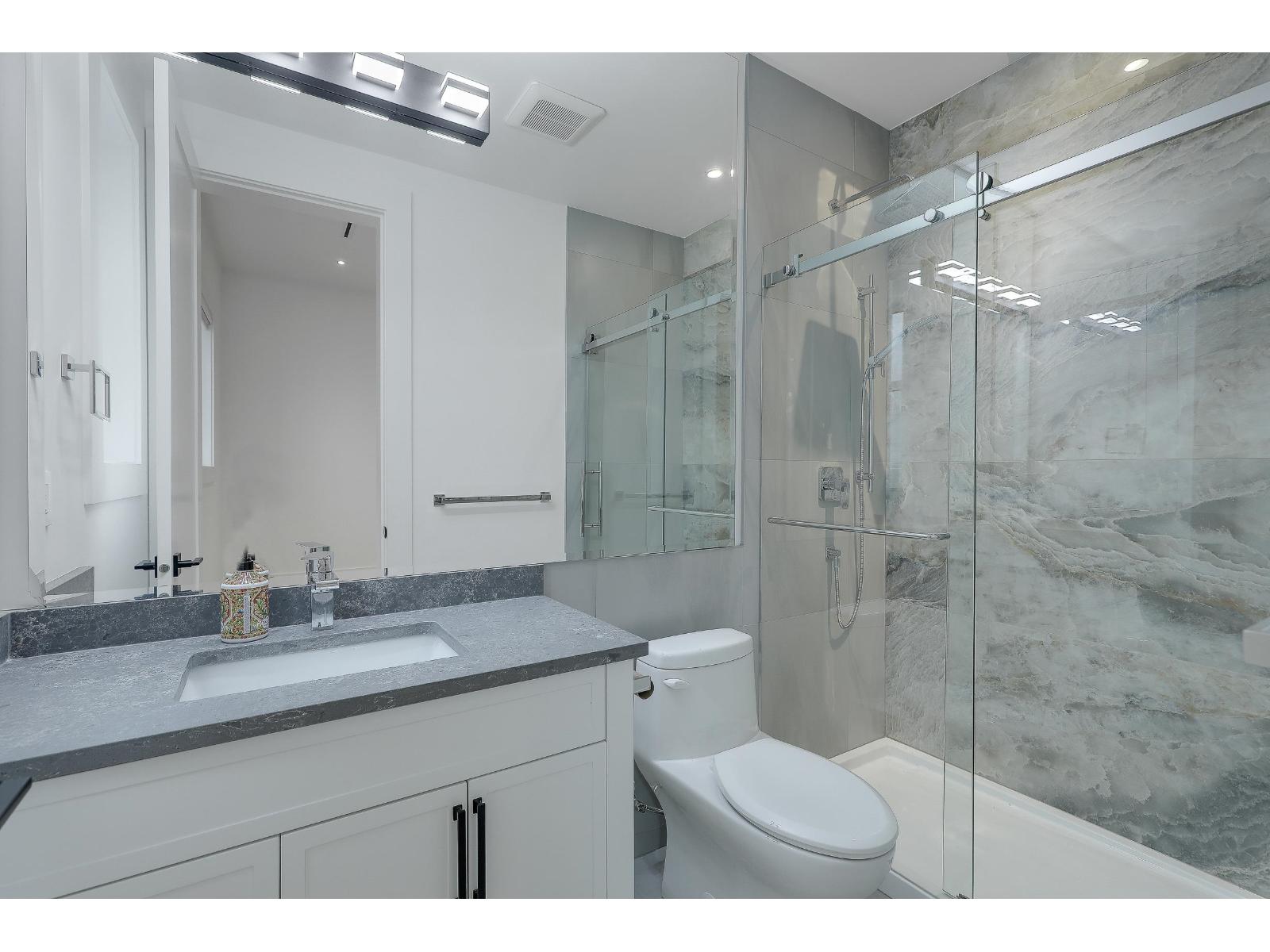 19704 31A AVENUE, Langley