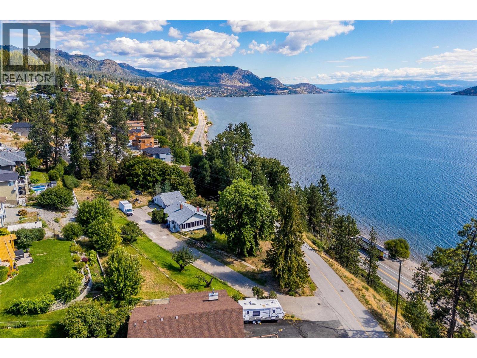 6488 Renfrew Road, Peachland