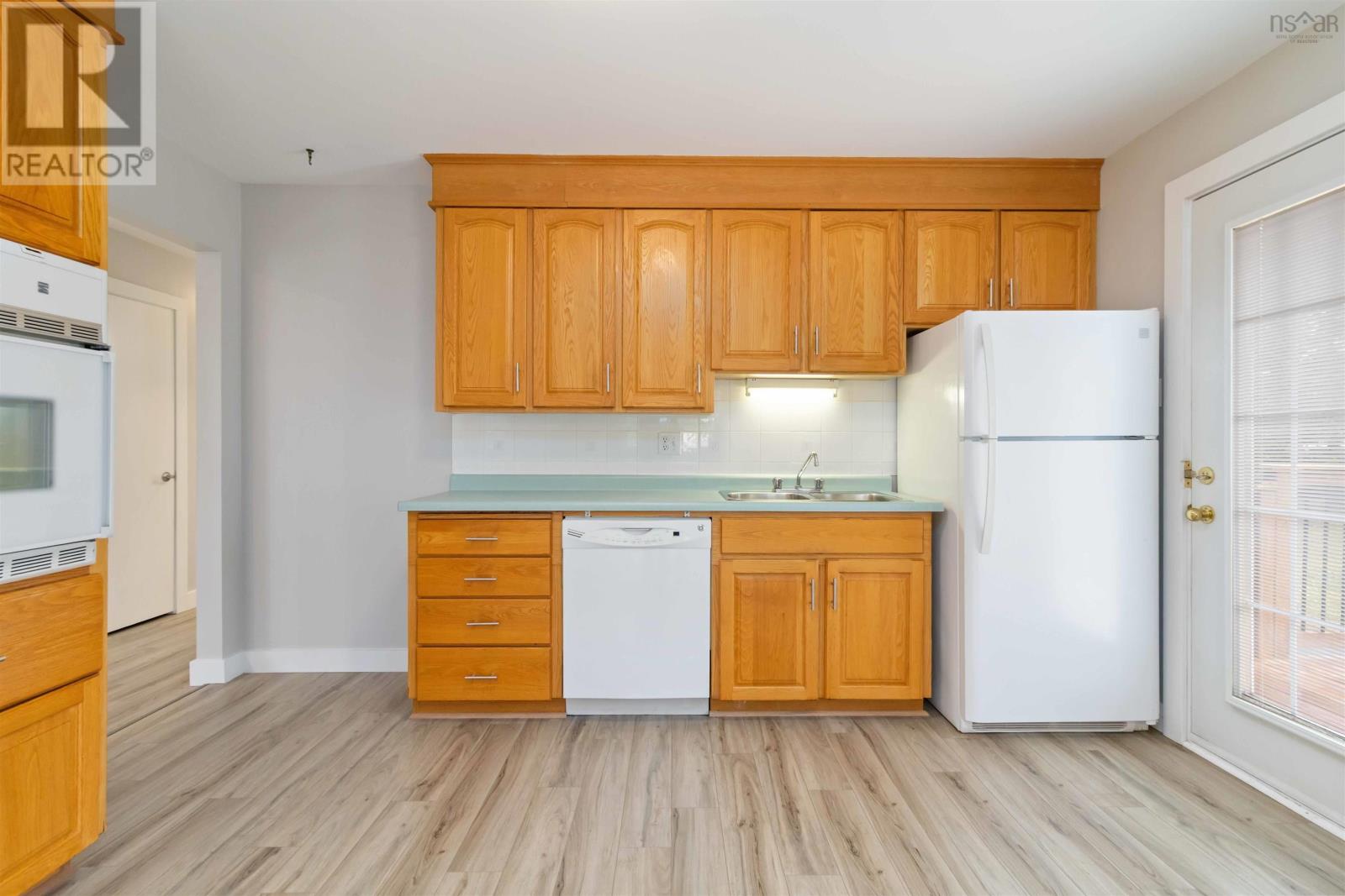 Property 8 of 36 of 3 Murray Road