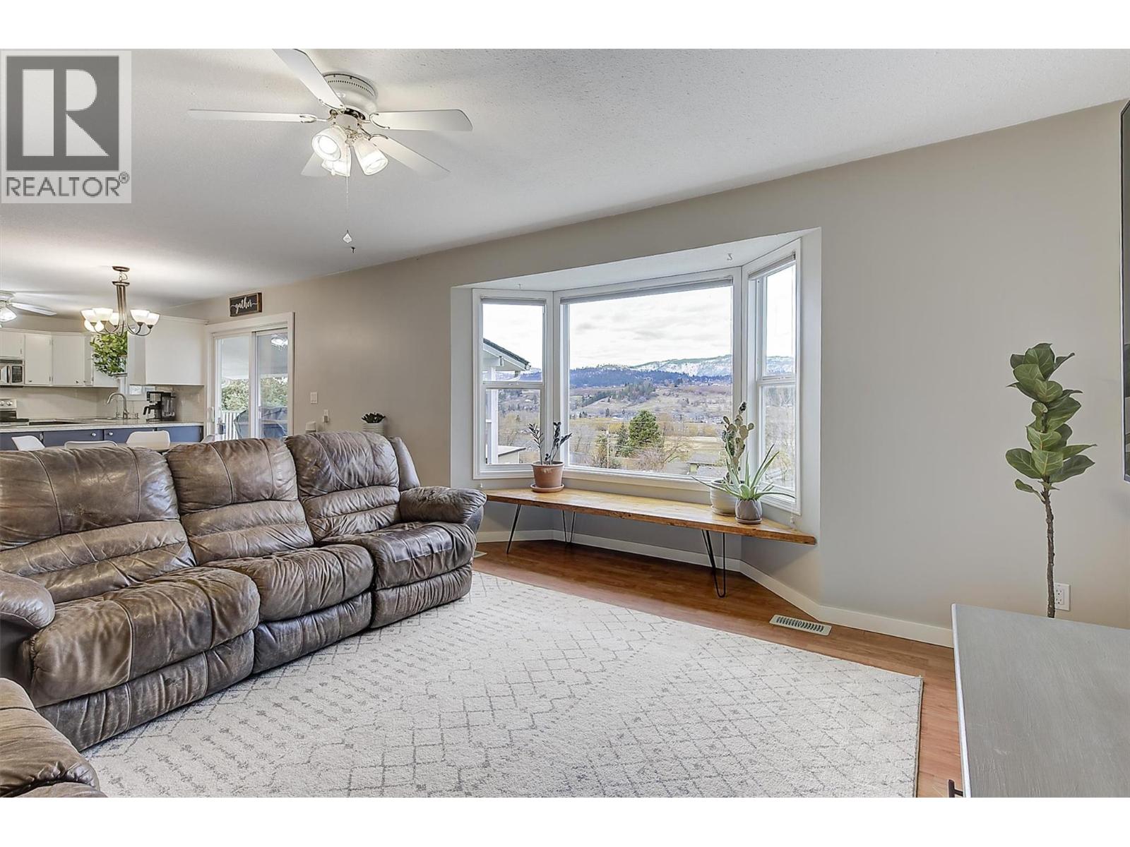  10892 Russell Road, Lake Country